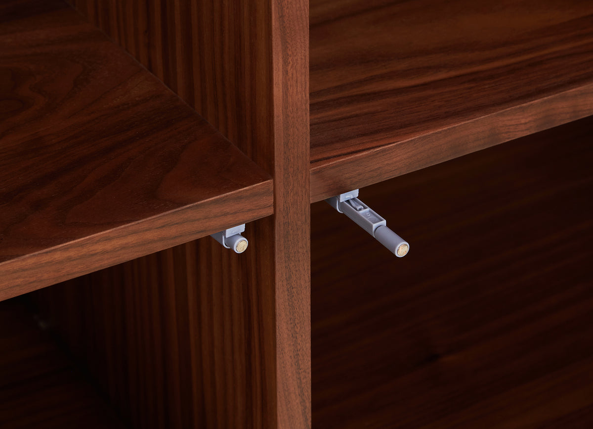 Avenue Highboard