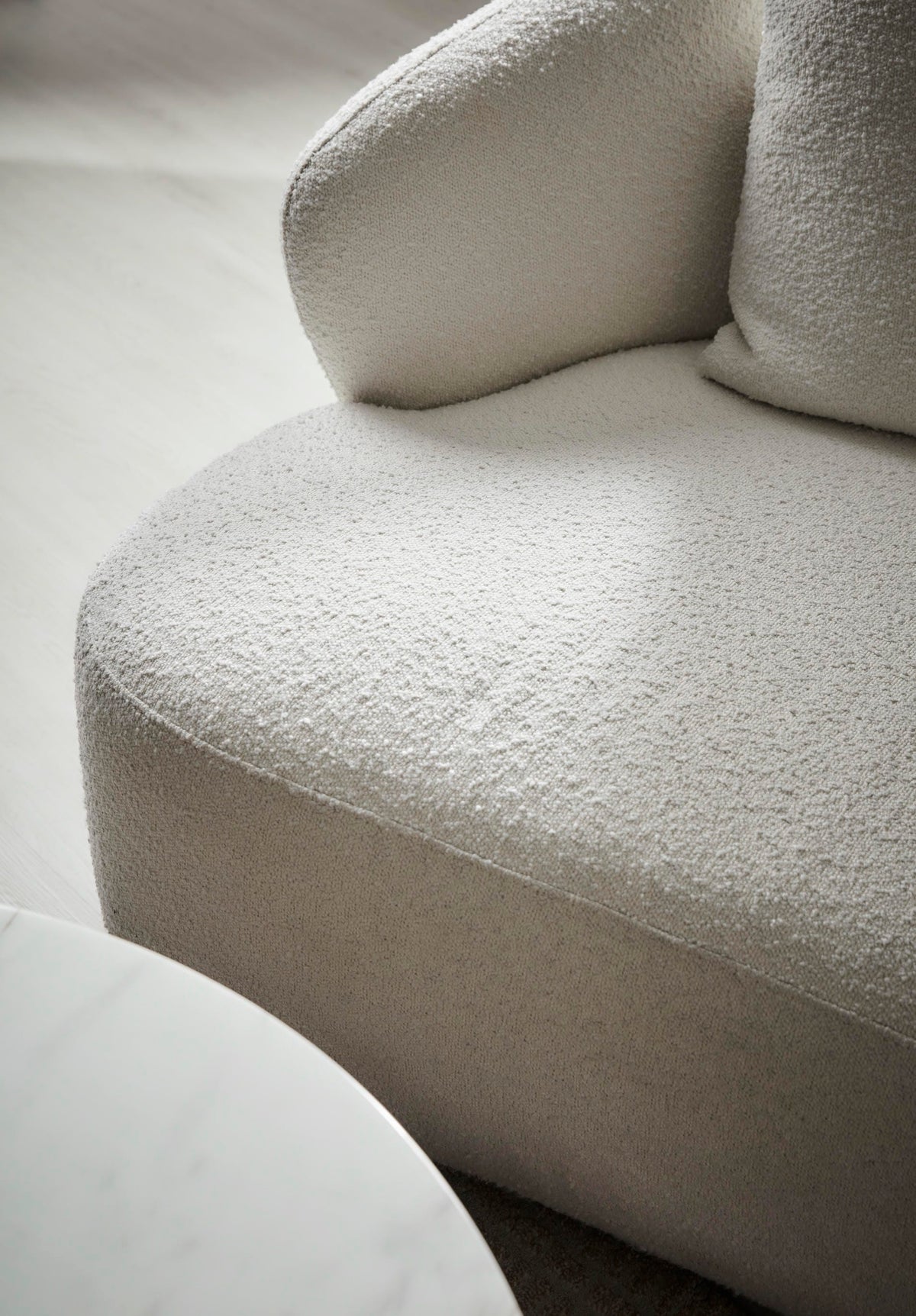Poet Sofa 2 Seater W/Right Arm