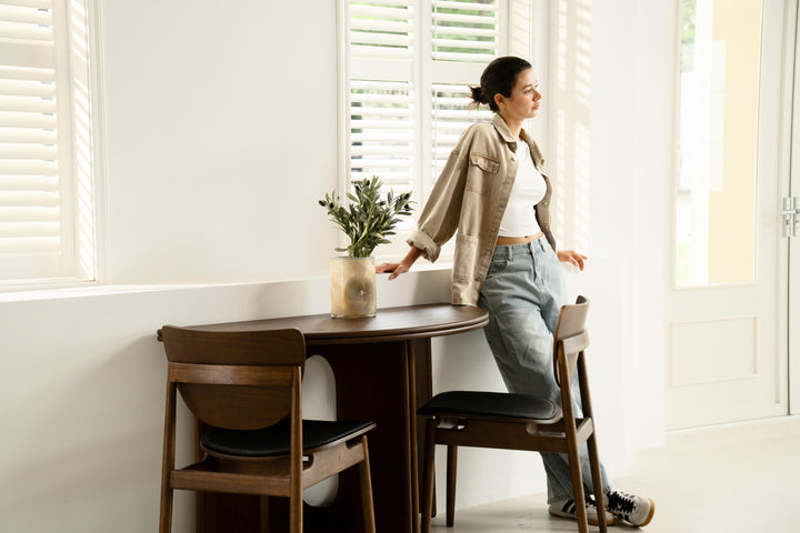 Rituals Round Dining Table